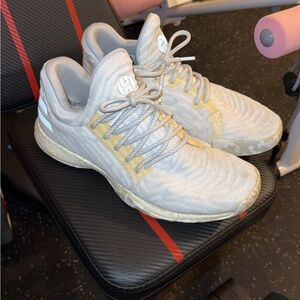 Men’s Harden Vol.1 size 10.5